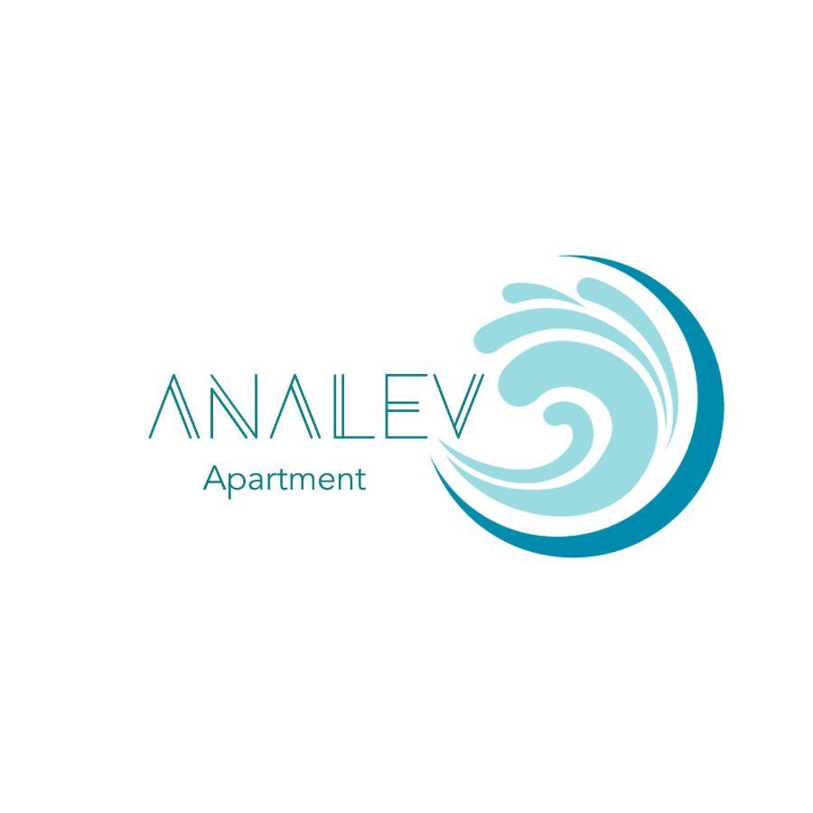 Analev Apartment Néa Péramos Buitenkant foto