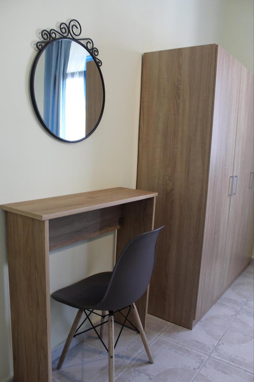 Analev Apartment Néa Péramos Buitenkant foto